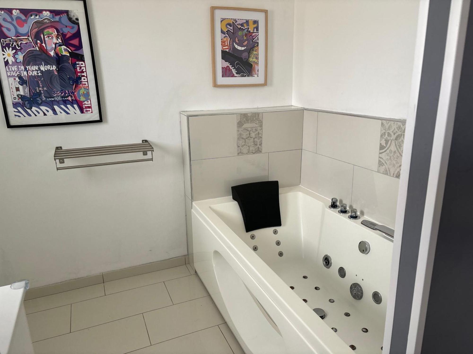 Labastide-du-Temple Maison Moderne Au Calme Avec Billard, Jacuzzi, Bain A Remous, Piscine, Babyfoot מראה חיצוני תמונה